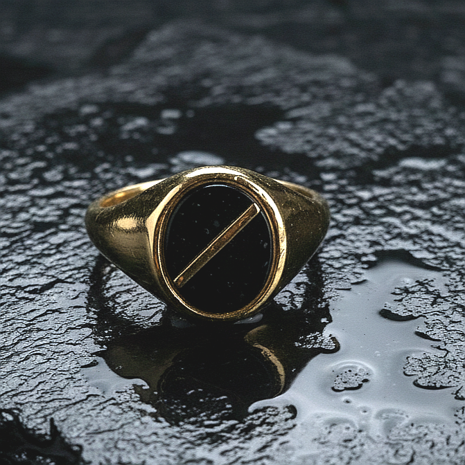 Mans Oval Black Onyx ring