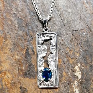 Opal Triplet pendant